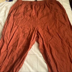 Linen Pants with functional pockets